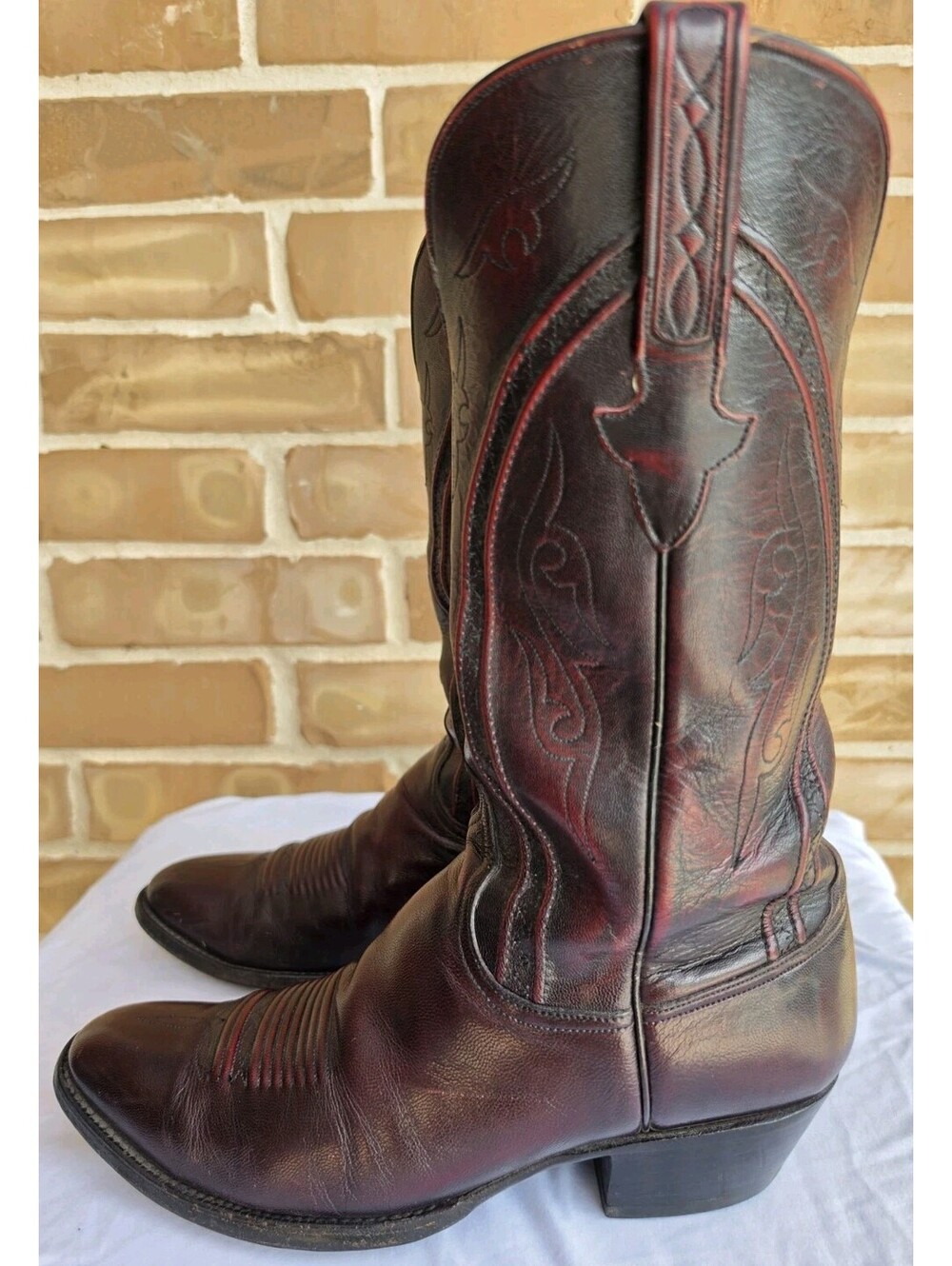 Lucchese Cowboy Boots Mens 10D Burgundy Black Leather Western Vintage USA Made